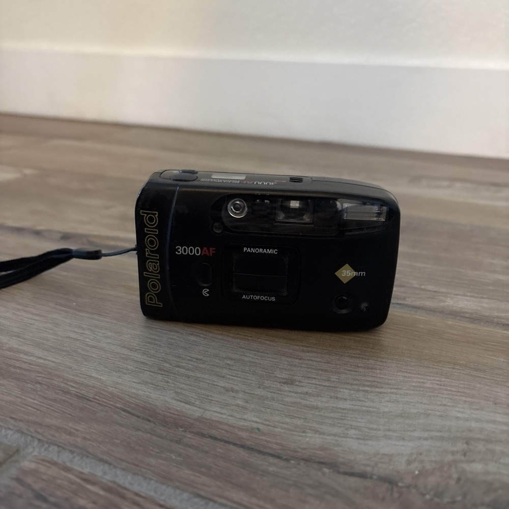 Polaroid 3000AF Point and Shoot Film Camera For Parts‎ Only